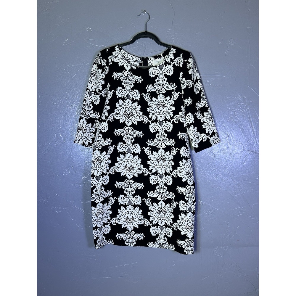 Women's Everly black-and-white shift dress damask pattern L Timeless Staple